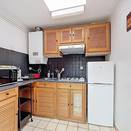 La Lucia, F2 Pres Du Centre Historique * Риом