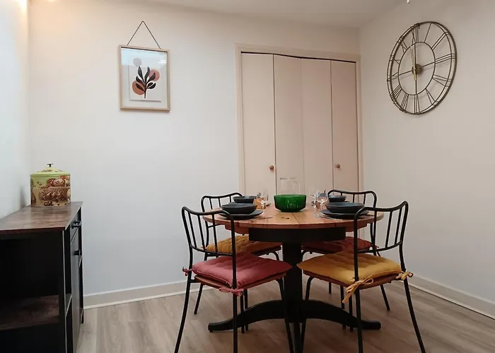 Апартаменты La Lucia, F2 Pres Du Centre Historique