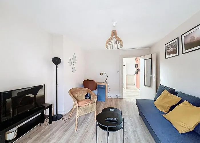 La Lucia, F2 Pres Du Centre Historique