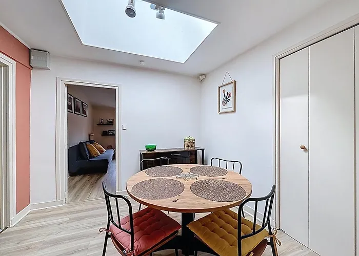 Апартаменты La Lucia, F2 Pres Du Centre Historique *