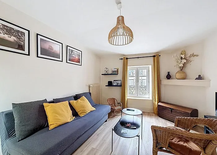 La Lucia, F2 Pres Du Centre Historique Риом